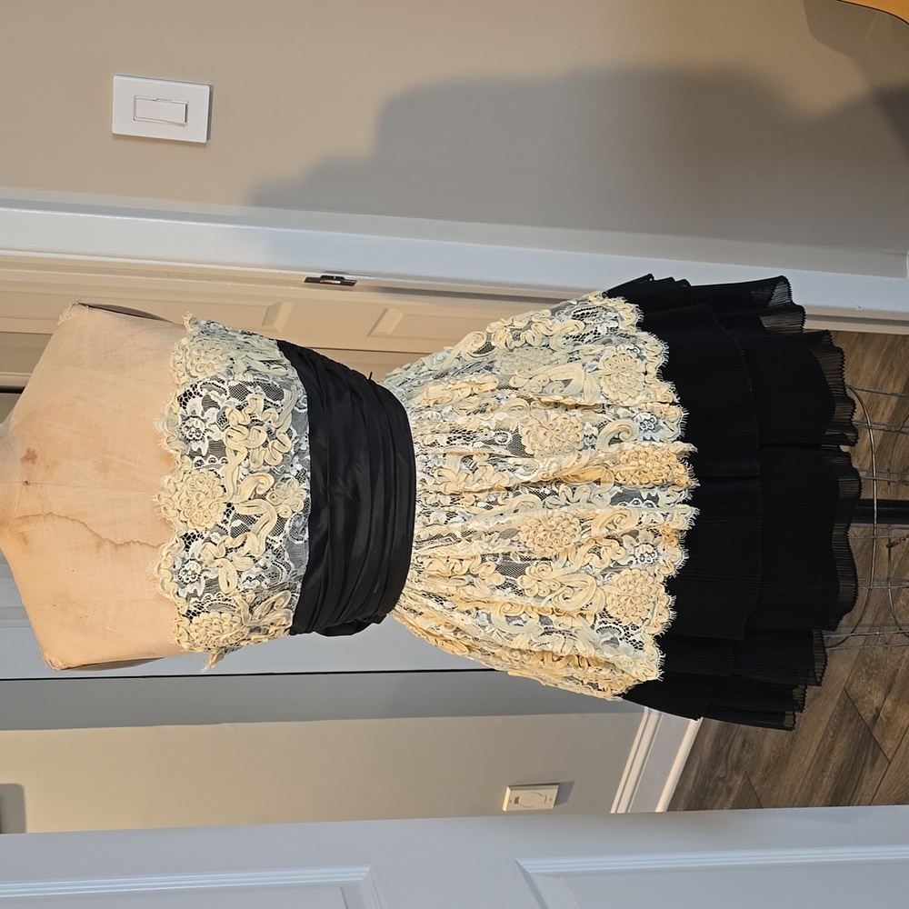 Late 90s/Early 2000 Vintage Betsey Johnson dress
